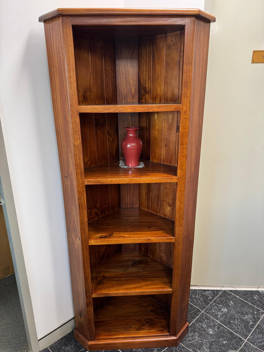 Open Corner Display