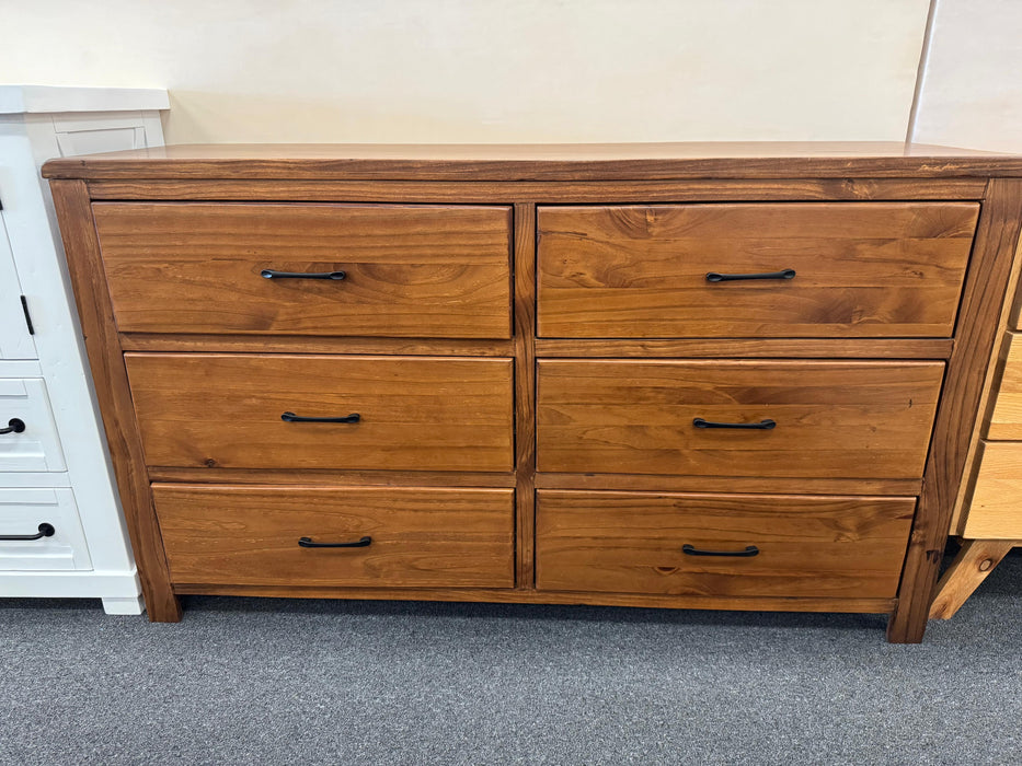 Woodland 6 Drw Low Chest