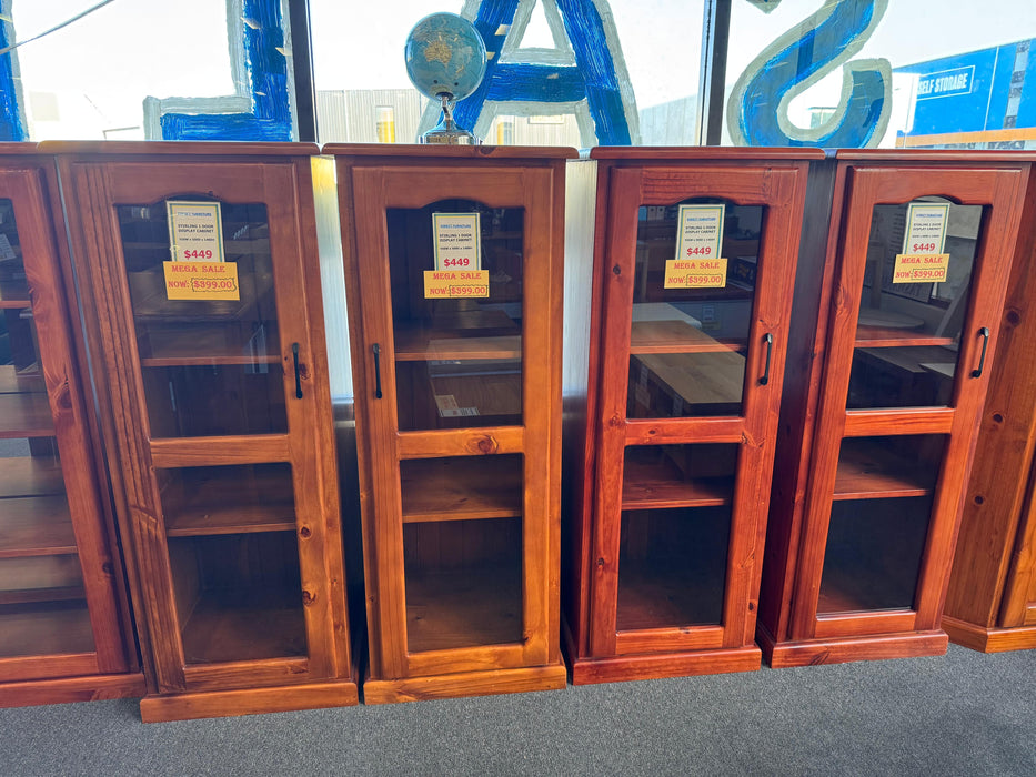 Stirling 1 Dr Display Cabinet
