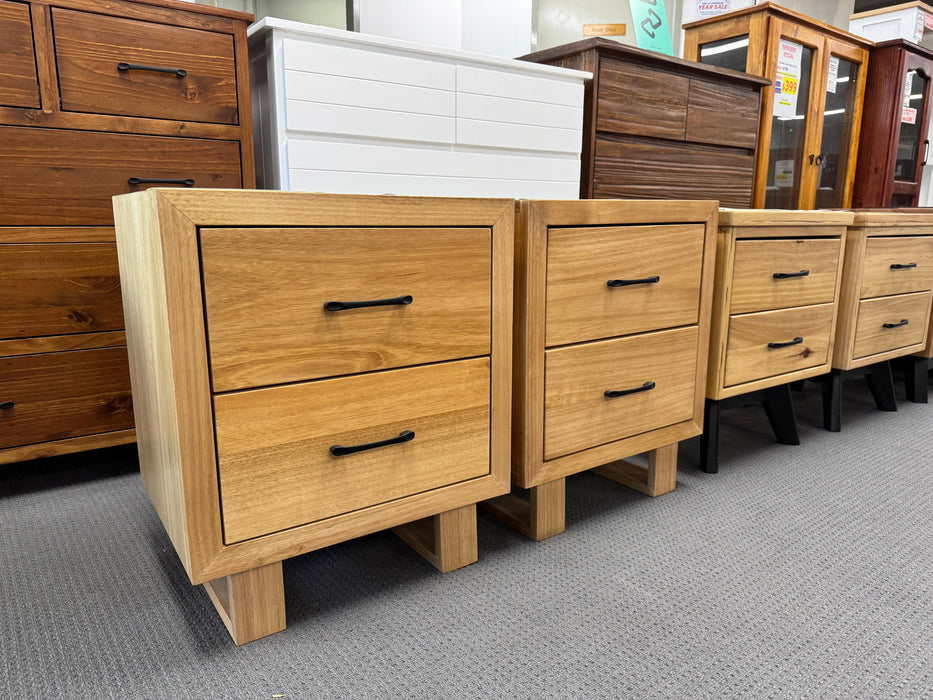 Lynton 2 Drw Bedside