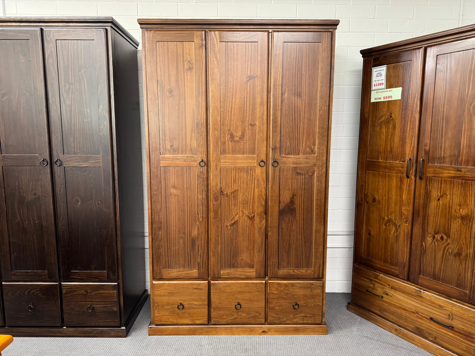 Rob 3Dr/3Drw Wardrobe