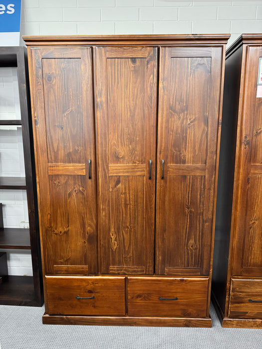 Donnel 3Dr/2Drw Wardrobe - Direct Furniture Warehouse