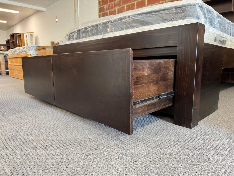 Malaga 3 Piece Queen Bed Package - Direct Furniture Warehouse