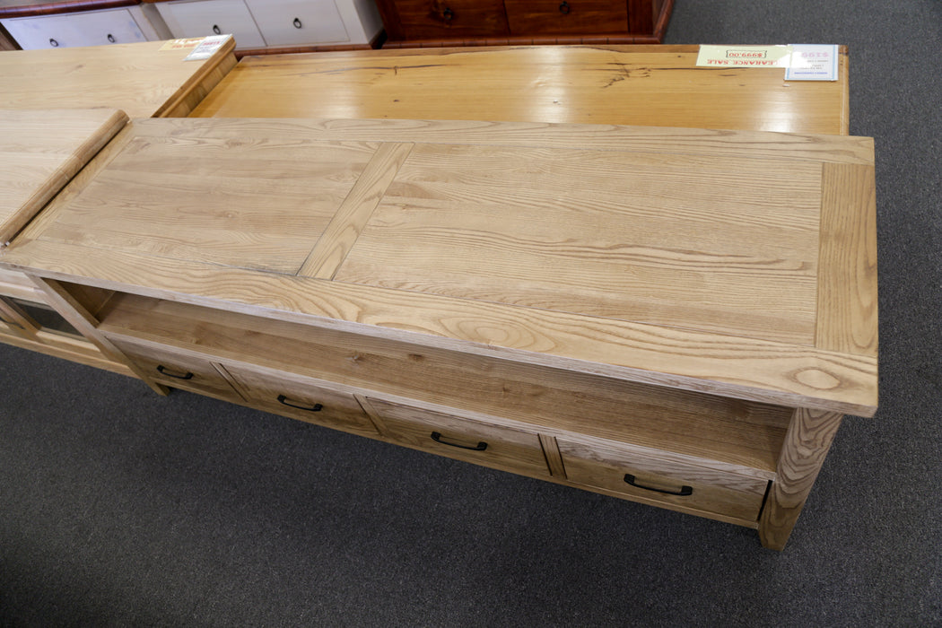 Oak 4 Drw TV Unit