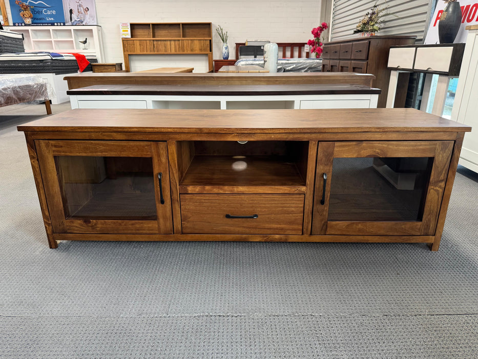 Albany 2Dr/1Drw TV Unit (1.6M)