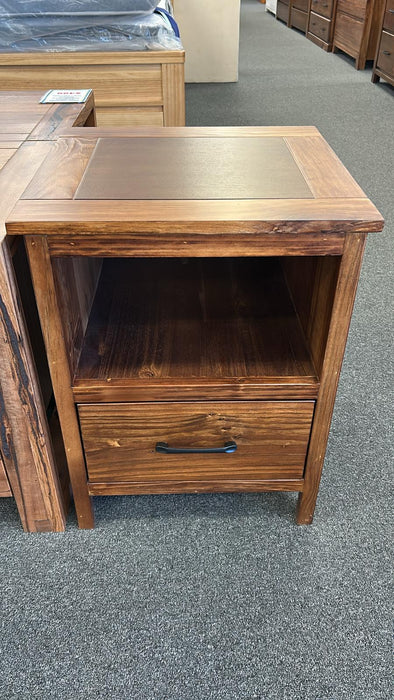 Albany 1 Drw Bedside Table