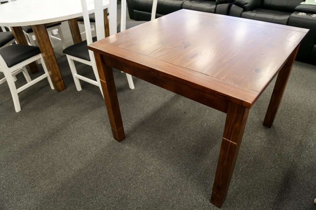 Albany 940 Dining Table