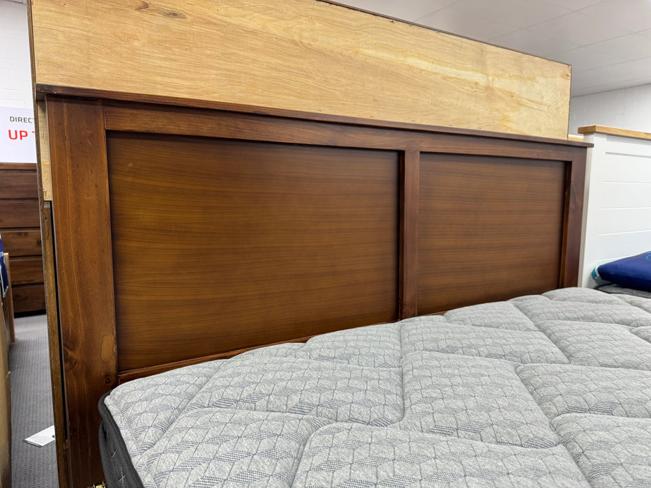 Albany Queen Bed