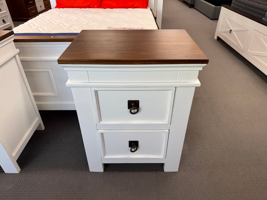 Attadale 2 Drw Bedside Table