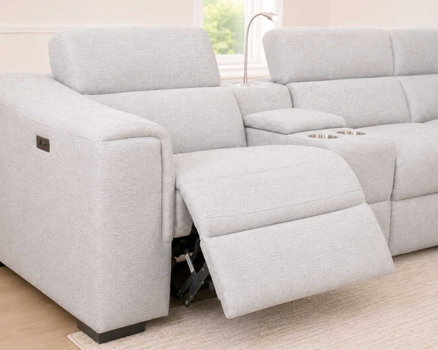 Smart Storage Within ReaRelax at the Touch of a Buttonch