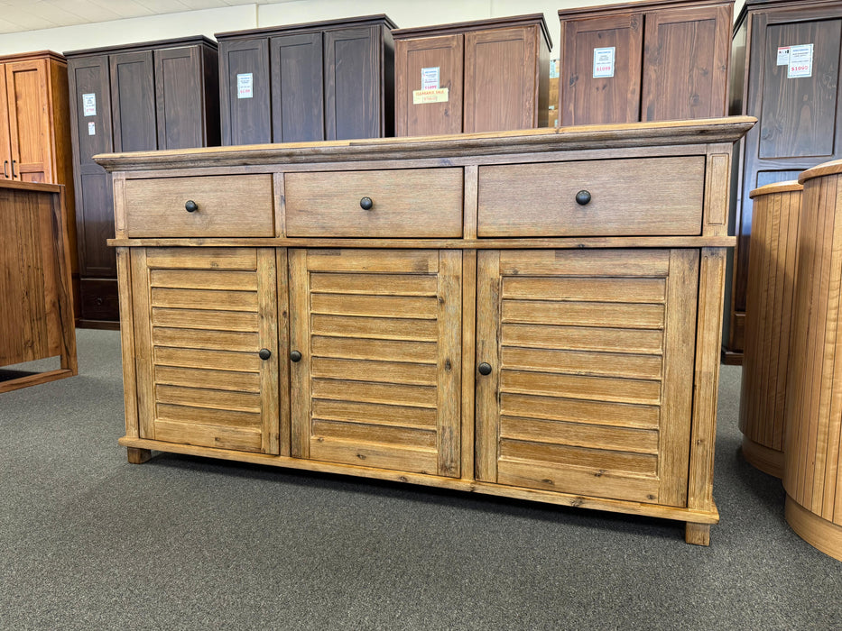 Crest 3Dr/3Drw Buffet