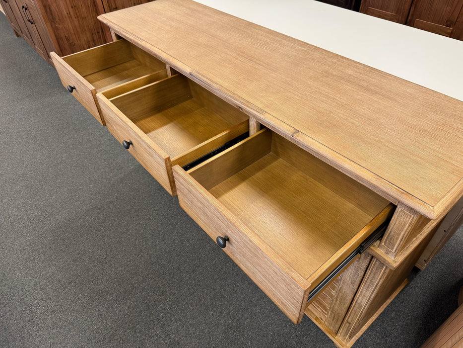 Crest 3Dr/3Drw Buffet