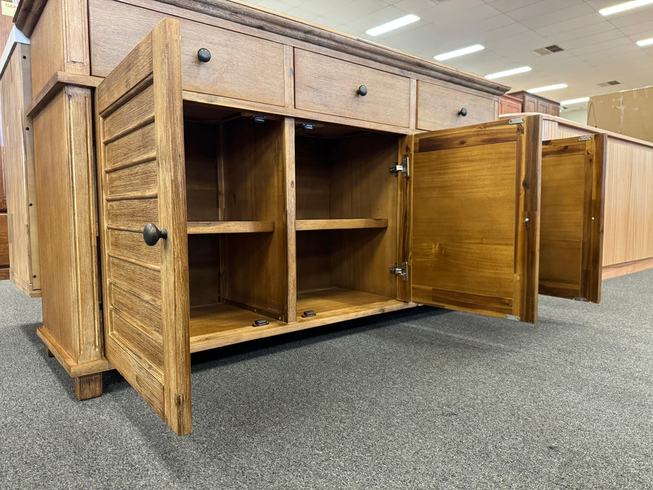 Crest 3Dr/3Drw Buffet