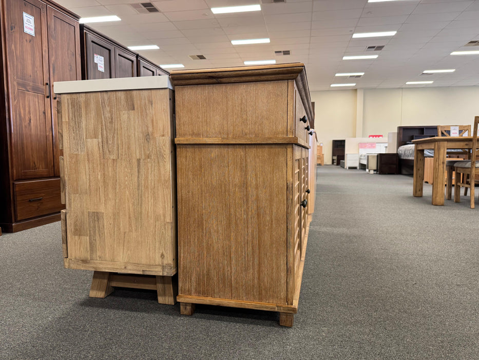 Crest 3Dr/3Drw Buffet