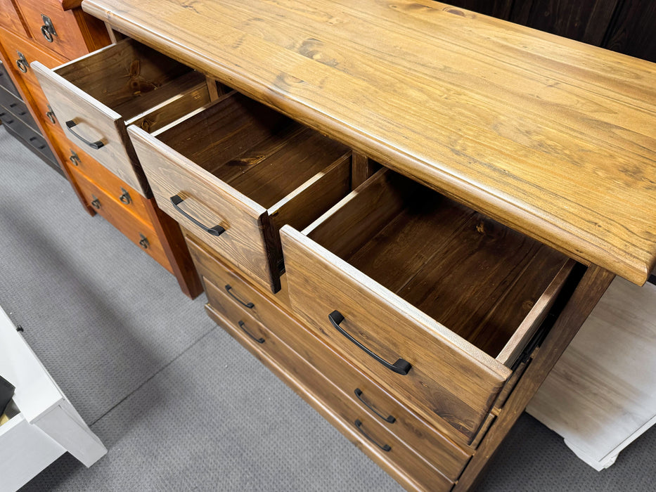 Cross 9 Drw Tall Chest