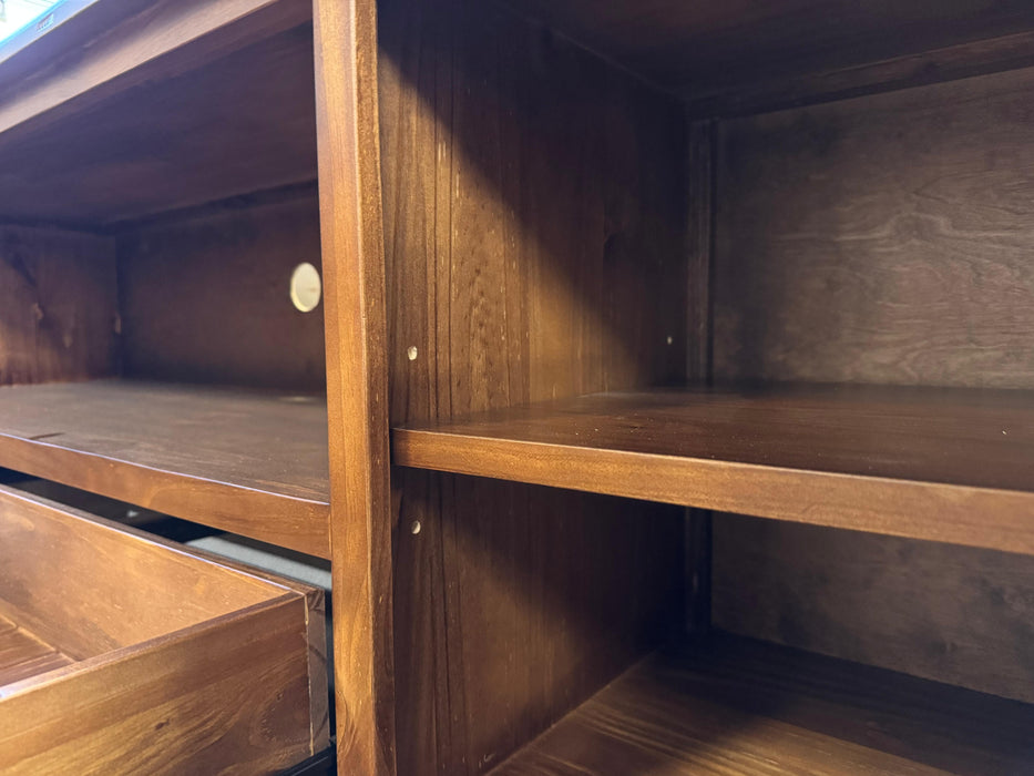 Donnel 2Dr/2Drw TV Unit (2.2M)