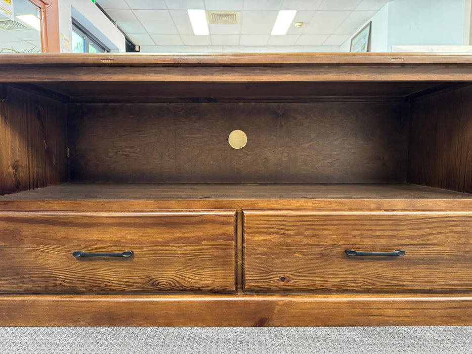 Donnel 2Dr/2Drw TV Unit (2.2M)