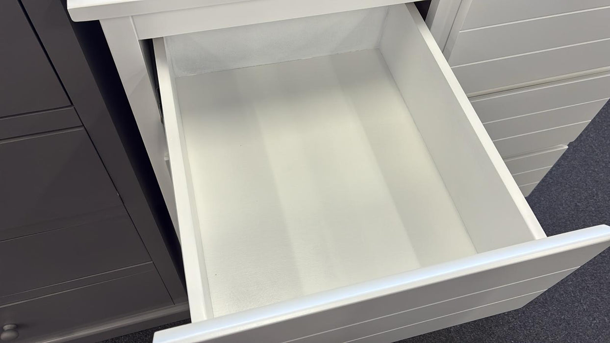 Townsville 5 Drw Tall Chest (850W)