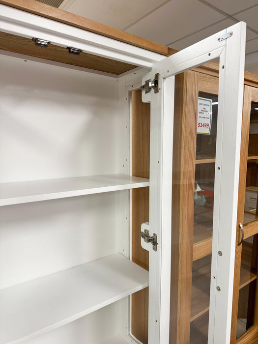 Moon 2Dr/2Drw Display Cabinet
