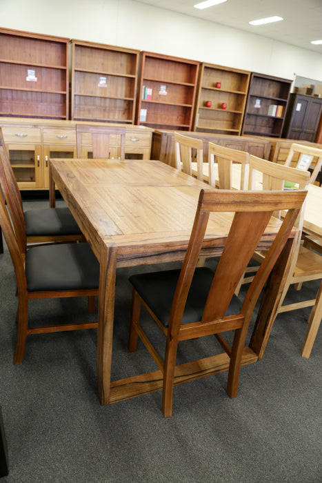 Geelong 1600 Dining Table