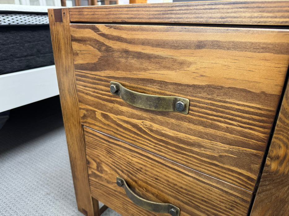 Geelong 2 Drw Bedside Table