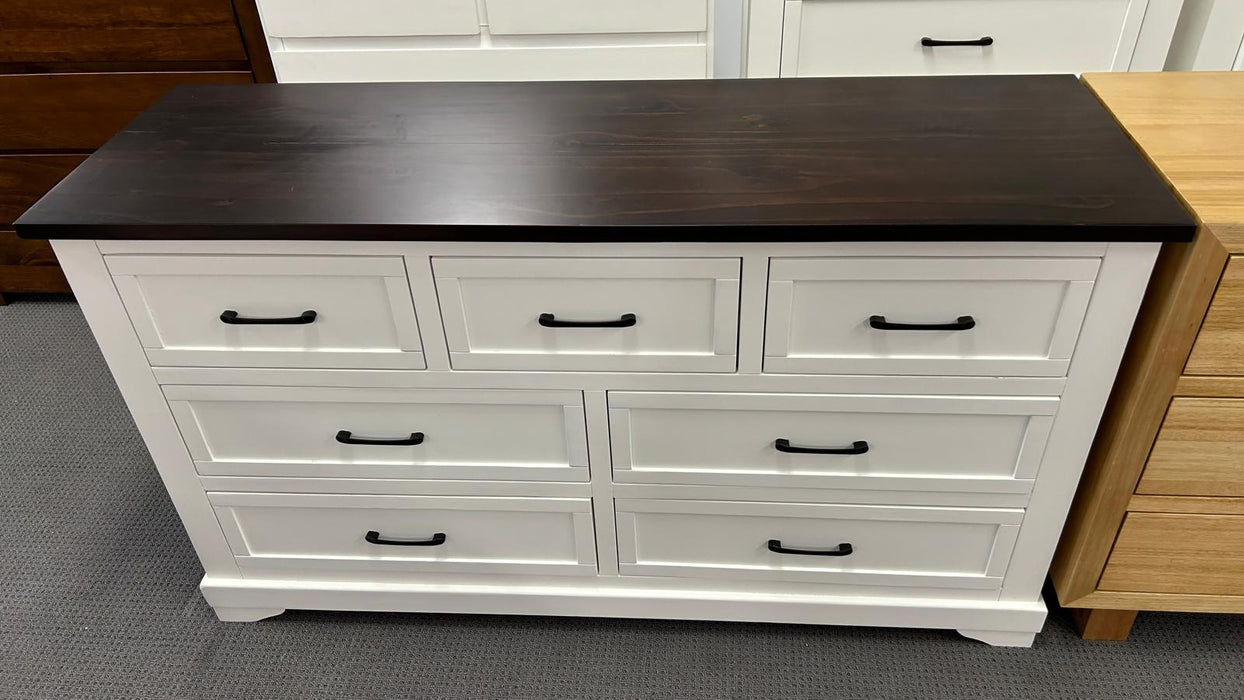 Hamilton 7 Drw Low Chest