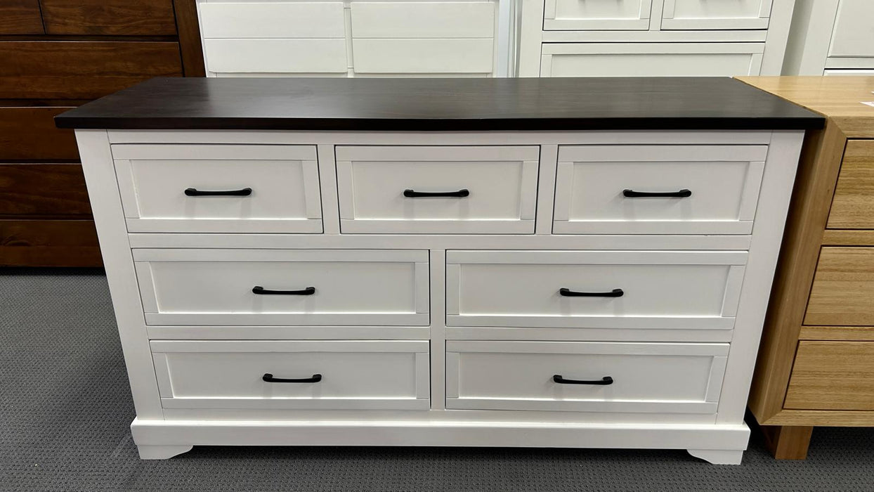 Hamilton 7 Drw Low Chest