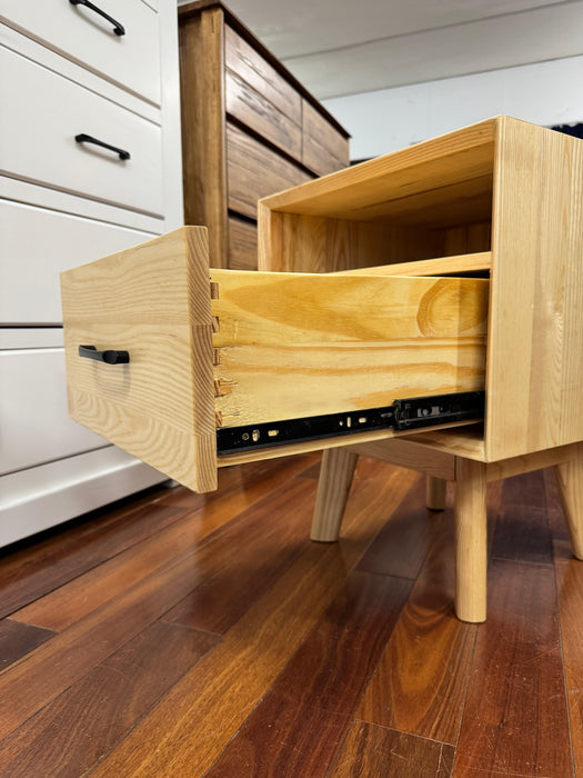 Ash 1 Drw Bedside (Clearance)