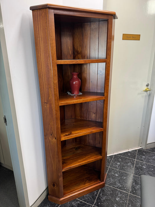 Open Corner Display