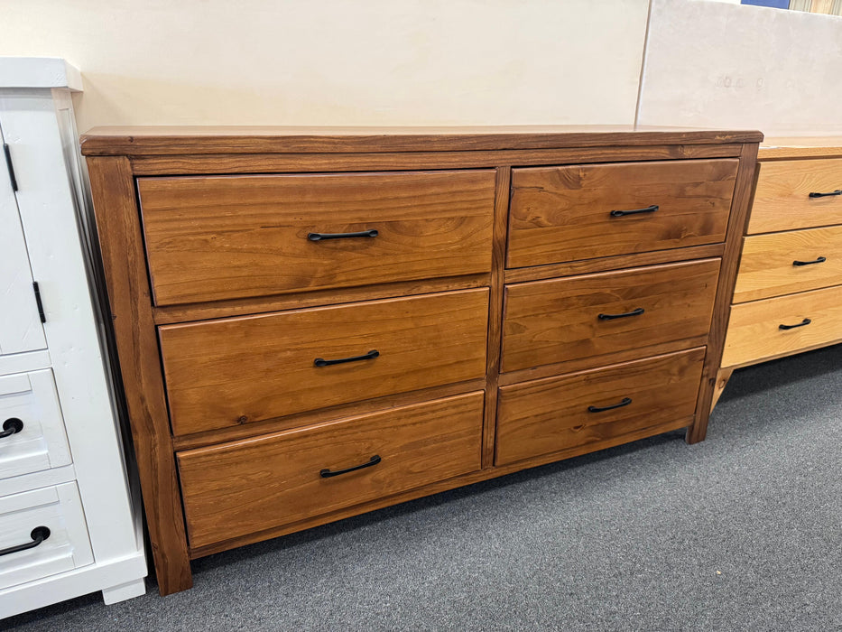 Woodland 6 Drw Low Chest