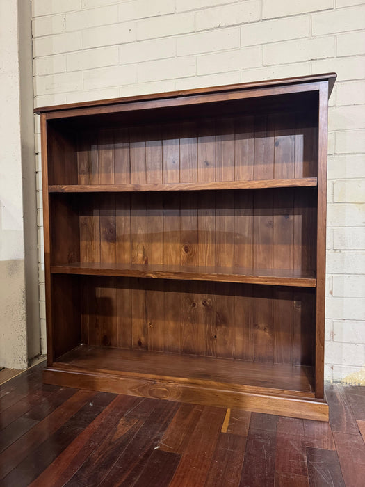 Donnel Bookcase (Medium)
