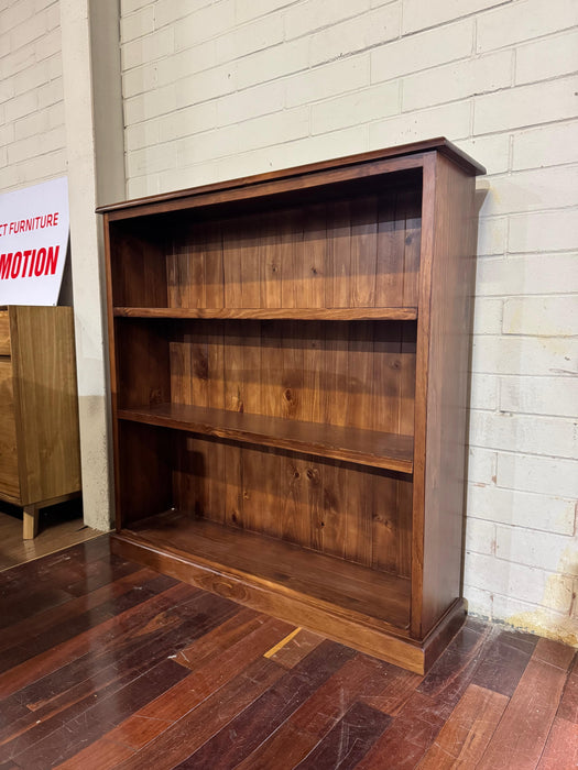 Donnel Bookcase (Medium)