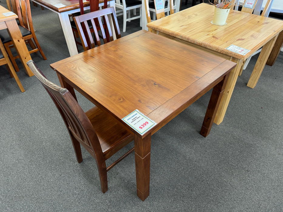 Albany 940 Square Dining Table