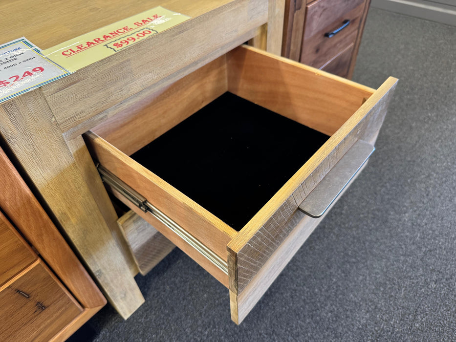 Denver 2 Drw Bedside