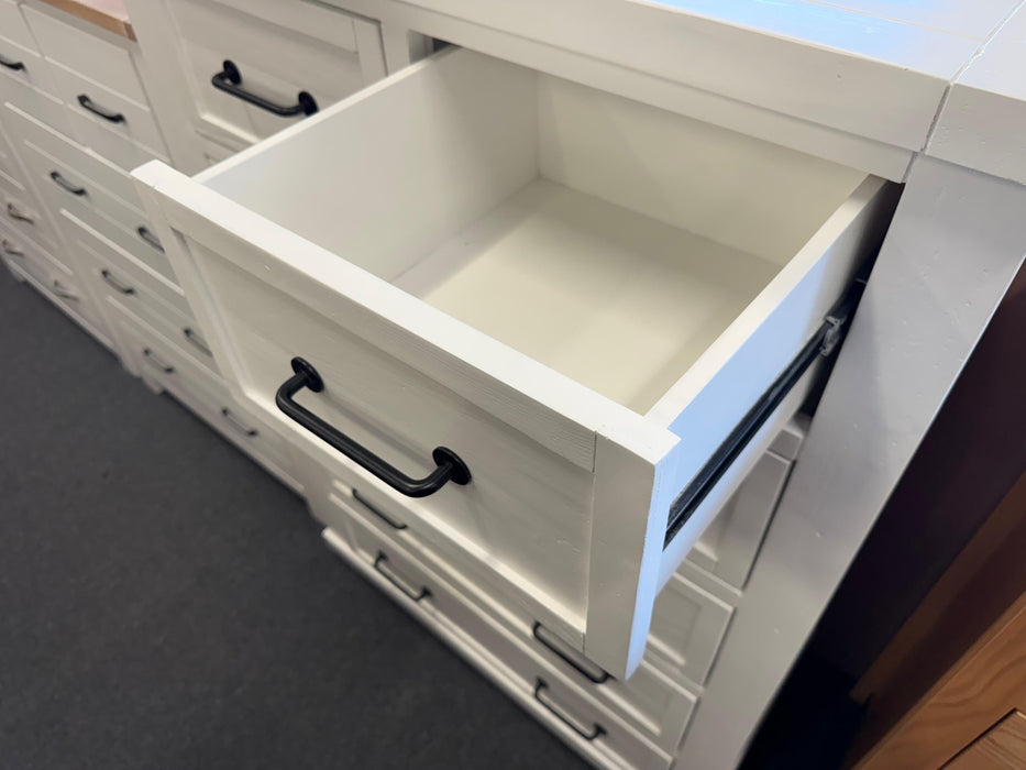 Woodcross 6 Drw Tall Chest