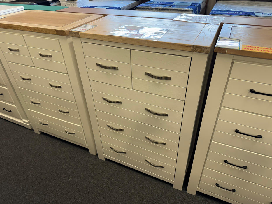 Ashland 5 Drw Tall Chest