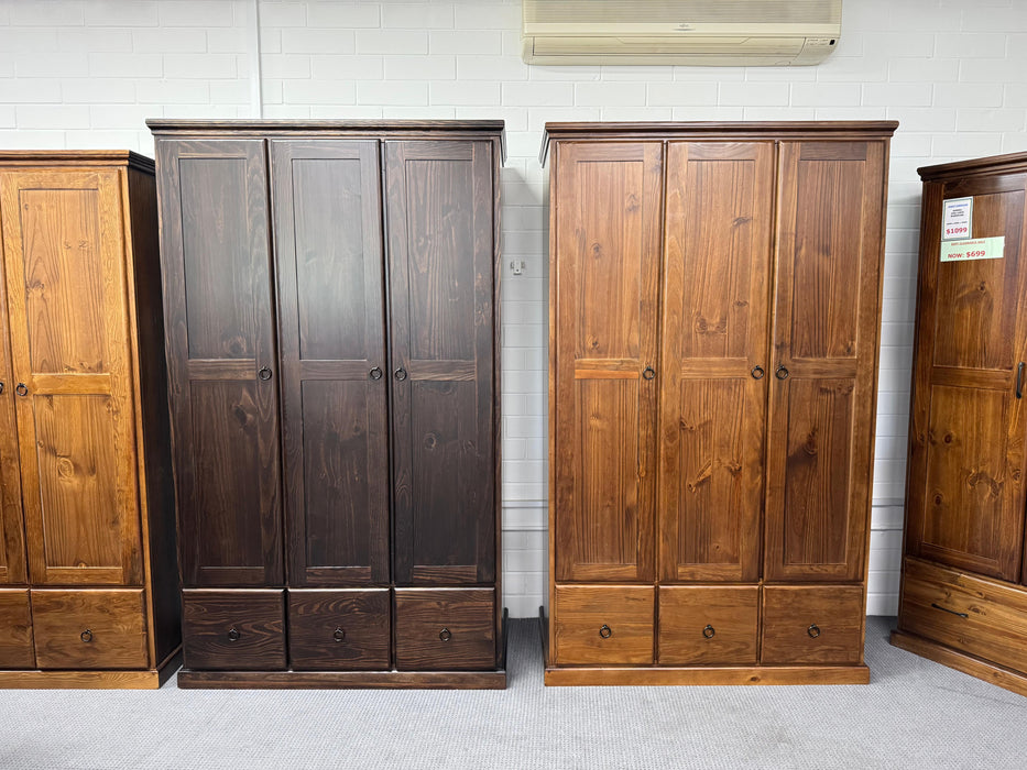 Rob 3Dr/3Drw Wardrobe