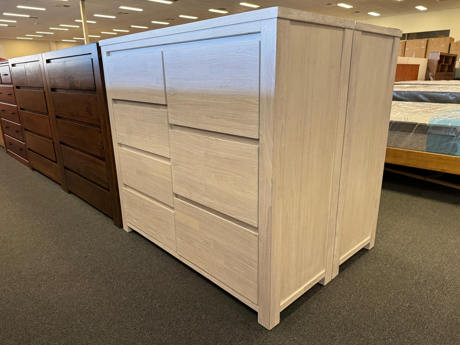Palmers 7 Drw Tall Chest