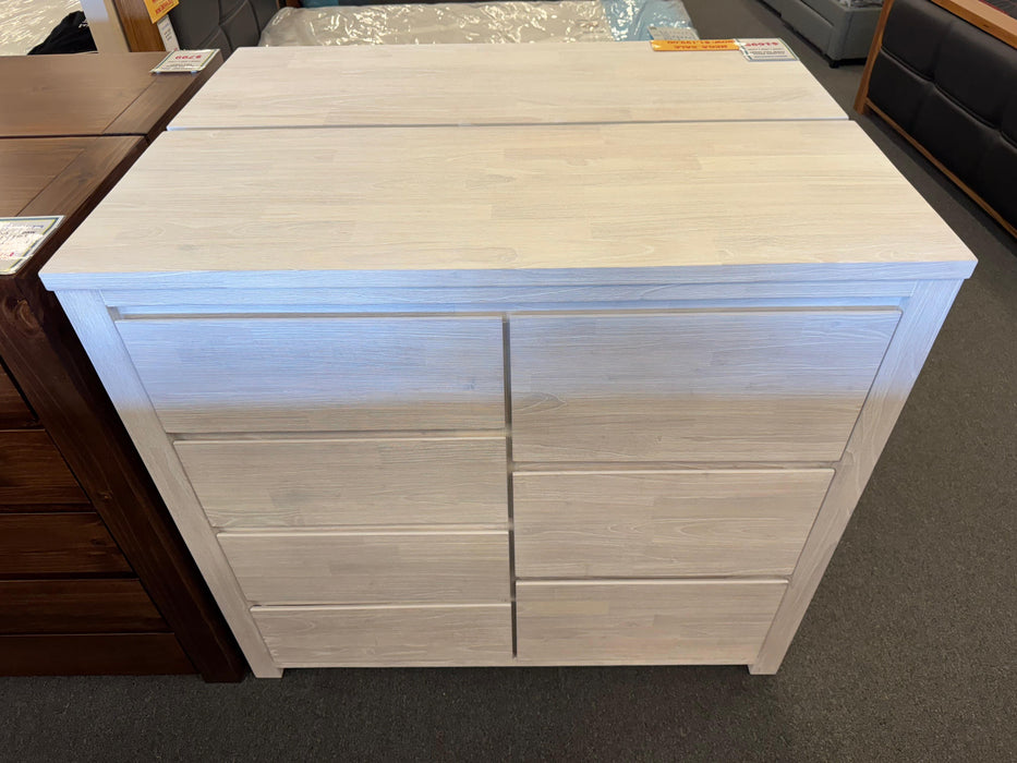 Palmers 7 Drw Tall Chest