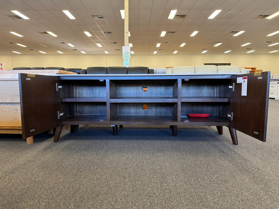 Colt 2 Dr TV Unit