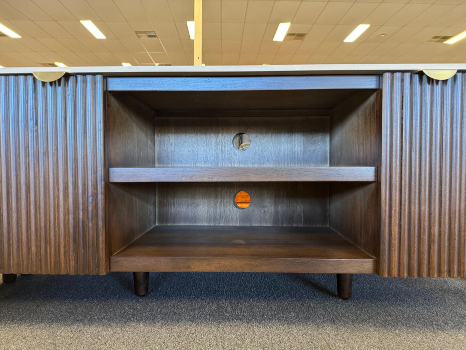 Colt 2 Dr TV Unit