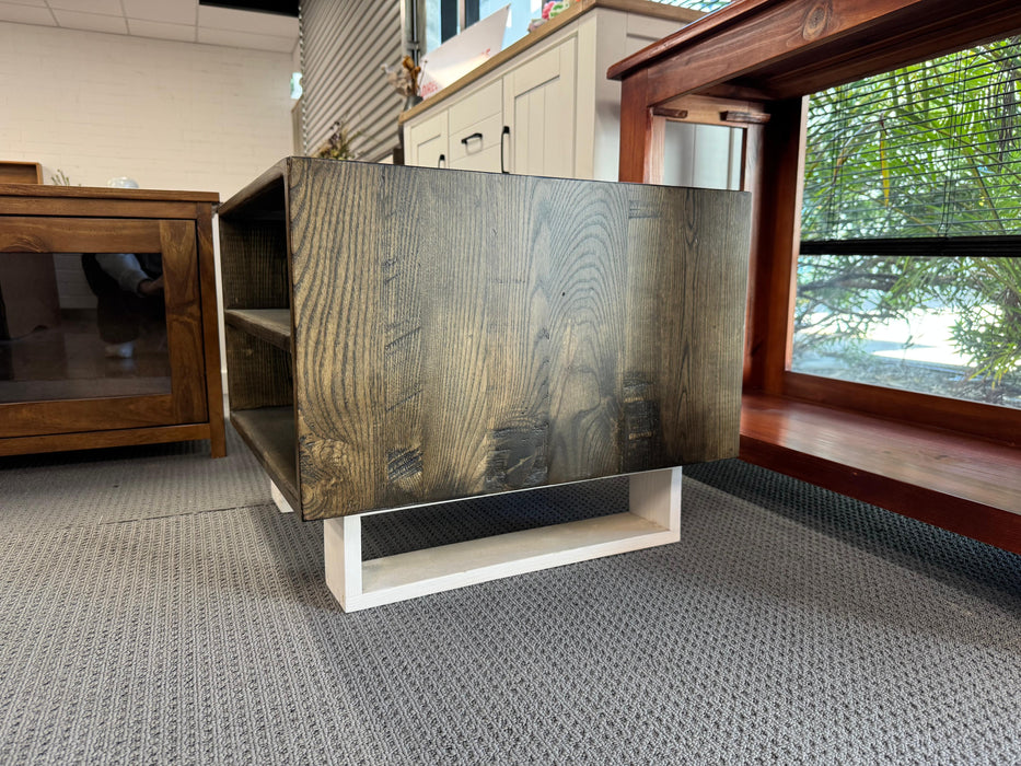 Parkland Lamp Table