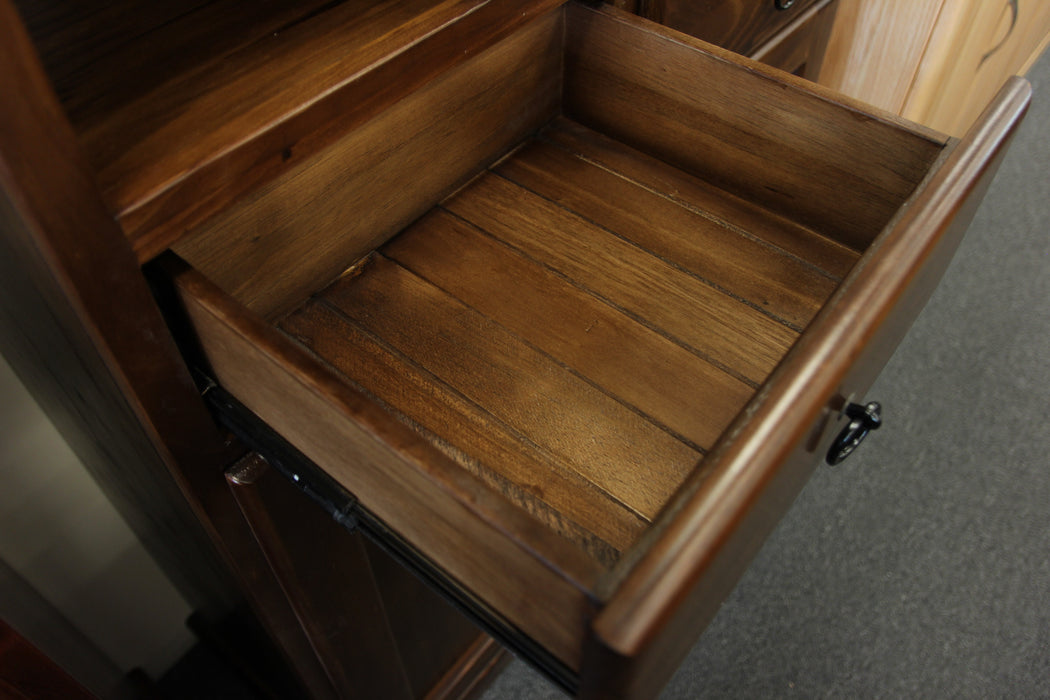 Jason 2dr/2drw Display Cabinet (clearance)