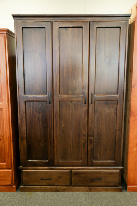 Jason 3Dr/2Drw Wardrobe (Black Ring Handle)