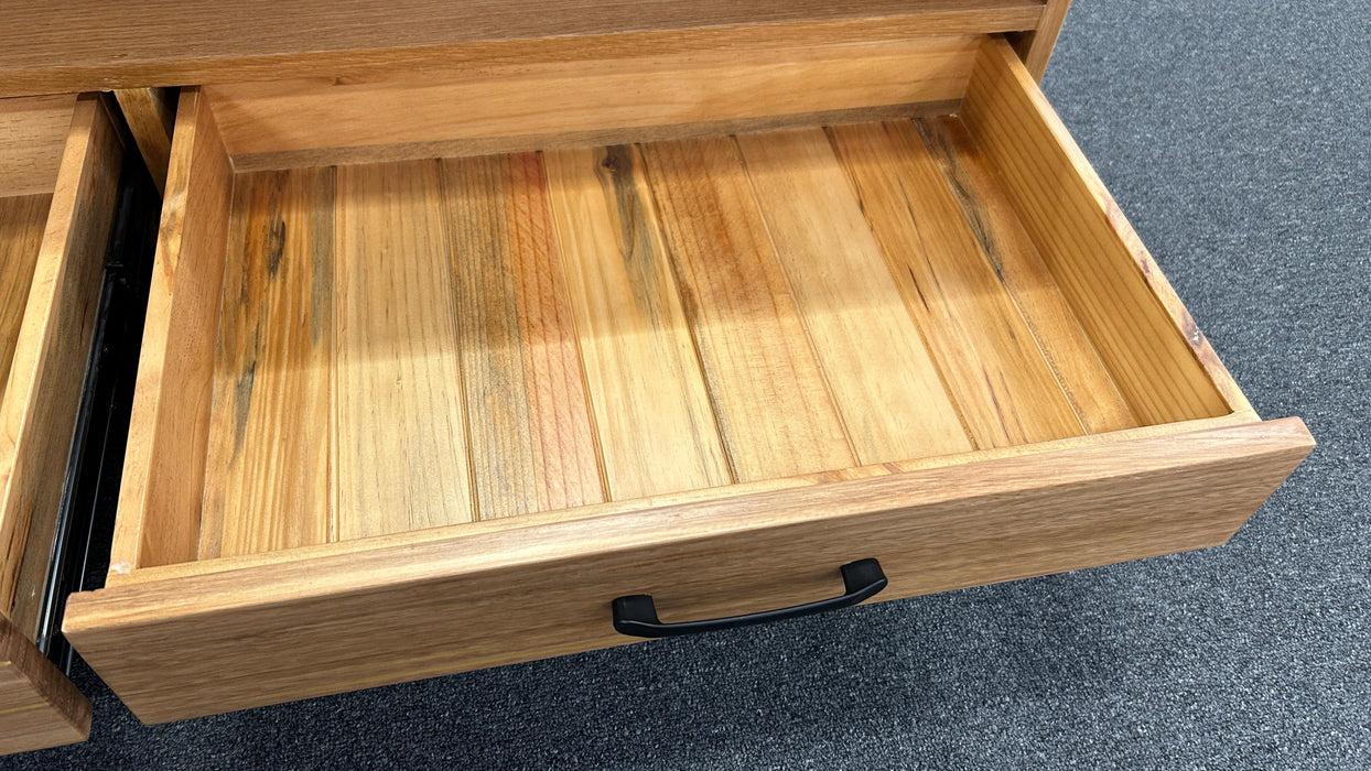 Vic Ash Lynton 2 Drw Coffee Table
