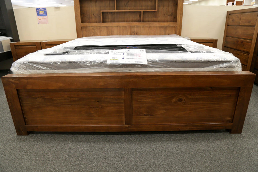 Malaga King Bed
