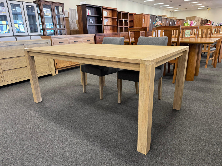 Nellie 1800 7 Piece Dining Suite