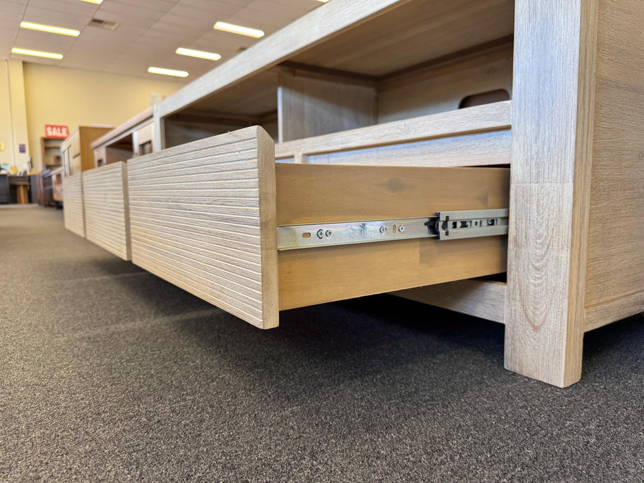 Nellie 3 Drw TV Unit