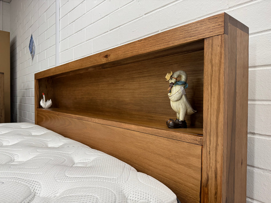 Sorrento Queen Bed with 4 Drawers