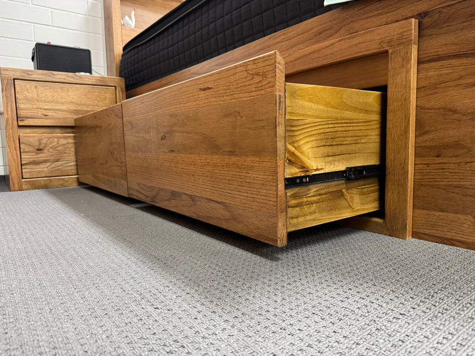 Sorrento Queen Bed with 4 Drawers